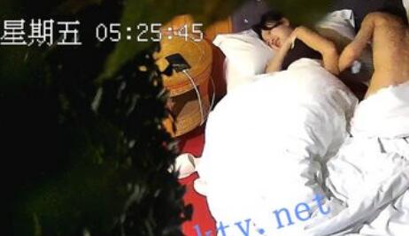 ❣️绝版房㊙️运动型少女被男友折腾到躺平【3.1G】