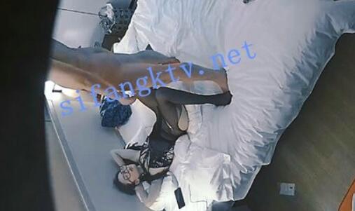 ✅乐橙精品✅疑似擦边网红女主播cosplay猫女跳舞后被入✅【1.6G】