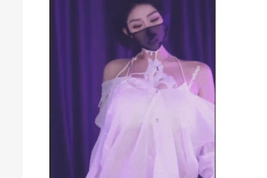 【抖音 姨姨】完美身材高颜主 大尺度会议+PK骚舞 性感骚内