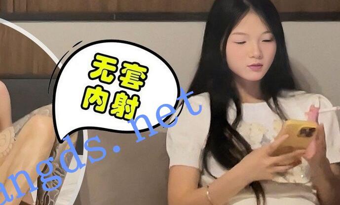 歐陽克20-約了一個18歲隻有88斤的大花腿妹妹，中途本想玩…