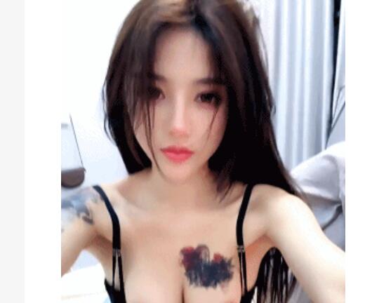❤️√ 【哥哥快來愛我】!絕色正宗校花 逆天美腿細長直 妩媚風騷