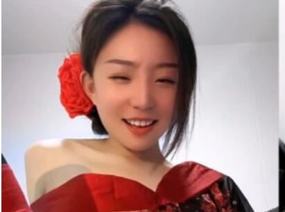 體操運動員下海 甜妹@可可奶蛋 戴着跳蛋露出尺度福利秀 第二彈[7V/16.4G]