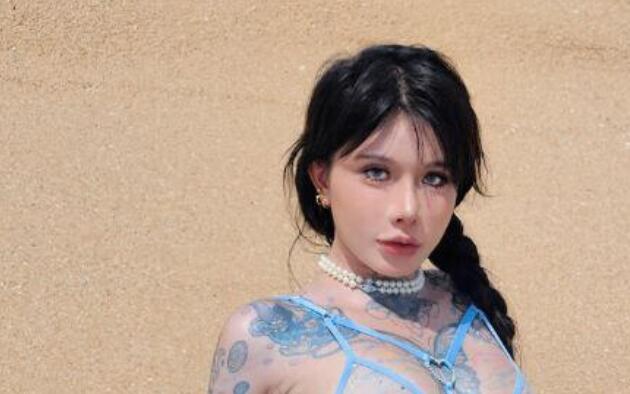 顔值巅峰白富美 Sexy chloe (龍貓夫婦) 高價付費群最新福利
