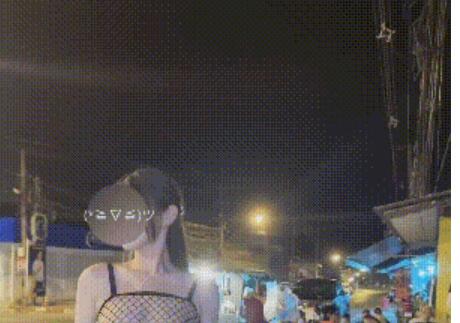7月新品，頂級九頭身禦姐【RenXing】超級大膽愛露出的反差婊