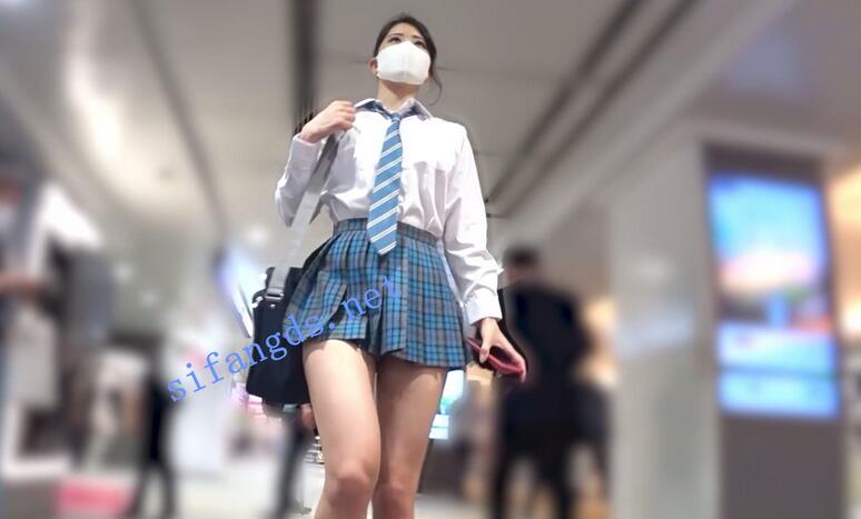【日産精選】039頂級擺拍！170長腿jk妹扒開丁字褲露13