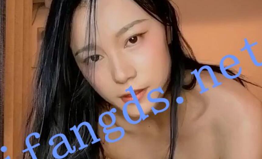 ♏B站極品♏騷禦姐小妖002 大尺度門檻福利視頻 露臉自慰