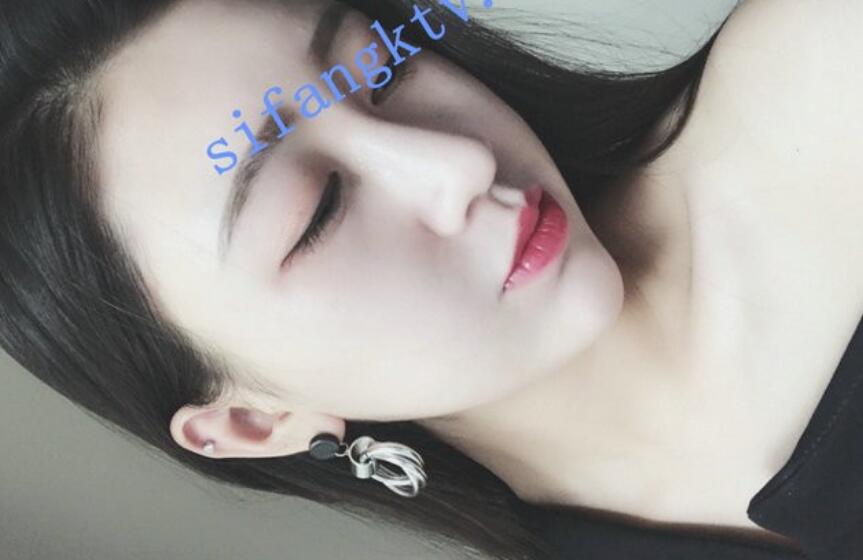 ❤️鑽石洩密❤️7季❤️奔馳車主包養美女及各種約炮【24G】