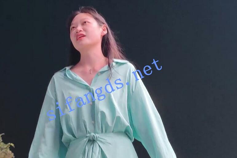 【CSCD】蓝色连衣裙小姐姐和闺蜜逛街，白色内内